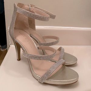 Kelly & Katie Courtnee stiletto heels